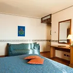Hotel Ariotto Village 4*