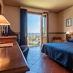 Hotel Ariotto Village Terruggia