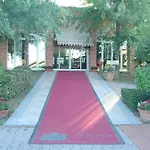 Hotel Ariotto Village 4*