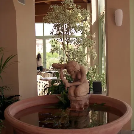 Ariotto Village Hotel