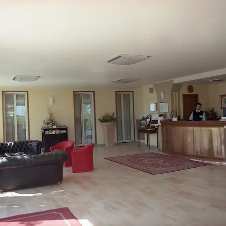 Ariotto Village Hotel 4*