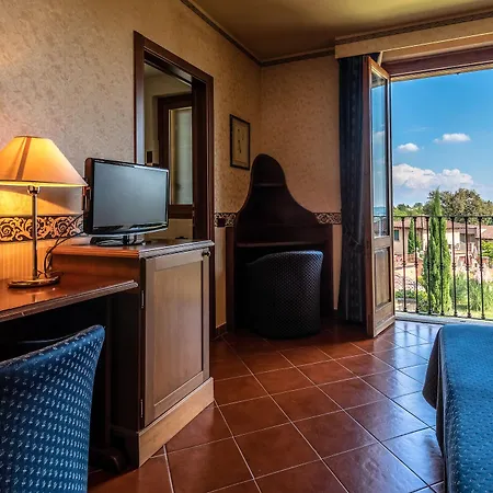 Ariotto Village Hotel 4*