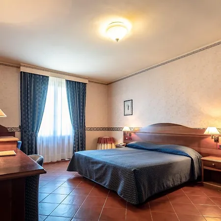 Hotel Ariotto Village 4*
