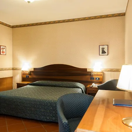 호텔 Ariotto Village 4*