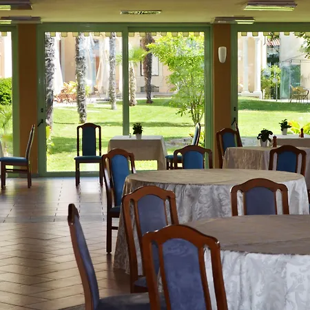 Hotel Ariotto Village