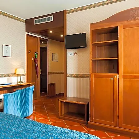 Hotel Ariotto Village