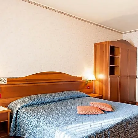 Ariotto Village Hotel