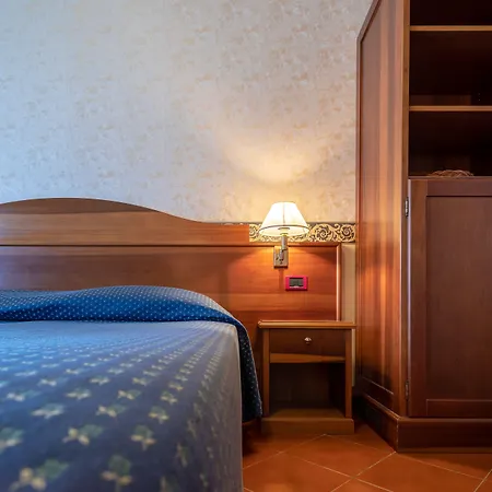 Hotel Ariotto Village Terruggia