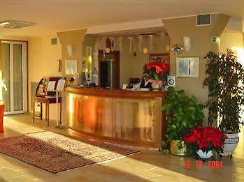 Ariotto Village Hotel 4*