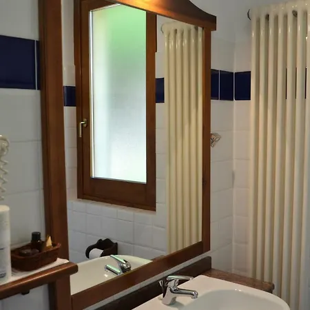 Ariotto Village Отель 4*