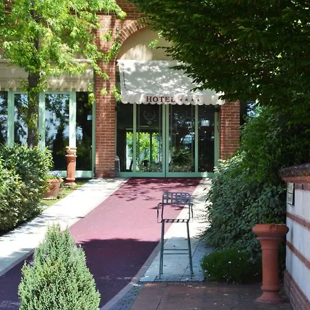 Hotel Ariotto Village